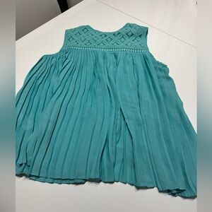 Preown Pleated blouse